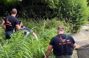 Kreisfeuerwehrverband Main-Taunus e.V.: Feuerwehr MTK: Drei Einsätze an einem Tag: Gebäudebrand, Tierrettung und Aufzugsrettung