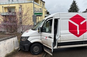 Polizeidirektion Landau: POL-PDLD: Bad Bergzabern - Paketdienstfahrzeug macht sich selbstst&auml;ndig