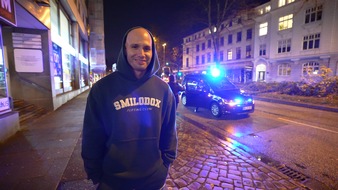 Smilodox GmbH & Co.KG: "Tausende junge Menschen auf der Straße" - Polizeieinsatz im Smilodox Store durch unerwarteten Menschenauflauf