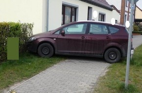 Polizeiinspektion Neubrandenburg: POL-NB: Verkehrsunfall verursacht durch ein Fahrzeug OHNE Fahrer