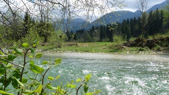 ZDF: "Wahnsinn Wasserkraft" am Internationalen Tag der Flüsse: "planet e." im ZDF über Fluss-Zerstörung auf dem Balkan (FOTO)