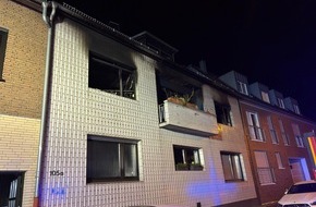 Feuerwehr Frechen: FW Frechen: Zahlreiche Einsätze für die Feuerwehr Frechen - Schwerer Gebäudebrand in Bachem
