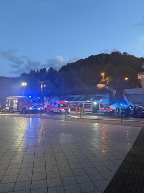 FW Schalksmühle: Großübung von Feuerwehr und DRK im Ortszentrum