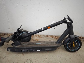 POL-GÖ: (149/2025) Nach Diebstahl von Pedelecs im Maschmühlenweg - Polizei durchsucht Wohnung in Bovenden. Gestohlene E-Scooter und vier weitere Räder aufgefunden, Tatorte unbekannt