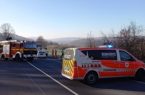 Feuerwehr Herdecke: FW-EN: Verkehrsunfall auf B54 - 2 verletzte Personen