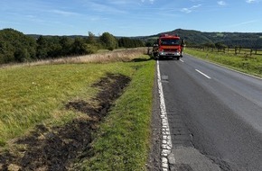 Feuerwehr VG Asbach: FW VG Asbach: Mehrere kleine Flächenbrände an der L255 bei Etscheid