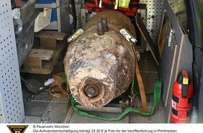 Feuerwehr München: FW-M: Fliegerbombe erfolgreich entschärft (Moosach)