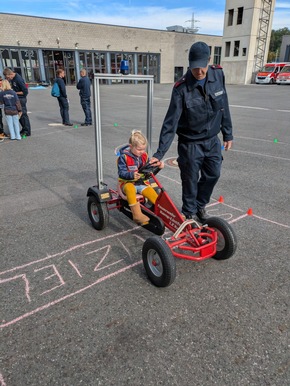 FW Dinslaken: Dinslaken: Erlebnistag der Kinderfeuerwehren im Kreis Wesel