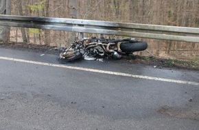 Polizei Düren: POL-DN: Motorrad komplett abgebrannt