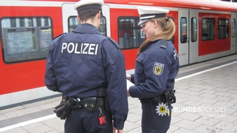 Bundespolizeidirektion München: Bundespolizeidirektion München: Exhibitionist in der S-Bahn / 17-Jährige reagiert richtig