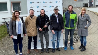 M-net Telekommunikations GmbH: M-net, AllgäuNetz und Allgäuer Kraftwerke erschließen Grund- und Mittelschule in Blaichach mit Glasfaser