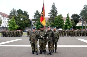 Territoriales Führungskommando der Bundeswehr: Feierliche Übergabe des Kommandos über das Landeskommando Baden-Württemberg