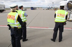 Bundespolizeidirektion Flughafen Frankfurt am Main: BPOLD FRA: Renitenter Reisender zwingt Piloten zur Zwischenlandung