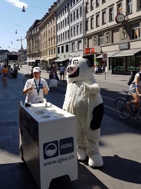 Medienmitteilung: «Aktionstag in Zürich-Auzelg: So geht man mit Abfall um»