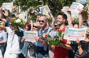 Deutsche Postcode Lotterie: Postcode-Party mit 65 Gewinnern: 600.000 Euro gehen in die Hauptstadt