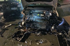 Freiwillige Feuerwehr Breckerfeld: FW-EN: Verkehrsunfall mit drei verletzten Personen