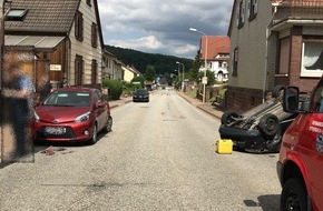Polizeipräsidium Westpfalz: POL-PPWP: Verkehrsunfall mit leicht verletzter Person