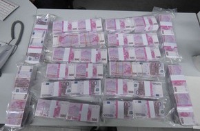 Polizeipräsidium Frankfurt am Main: POL-F: 180313 - 247 Frankfurt-Gutleutviertel: 8 Millionen im Bio-Müll gefunden