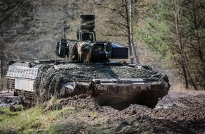 PIZ Ausrüstung, Informationstechnik und Nutzung: Fünfzig neue Schützenpanzer Puma für die Bundeswehr