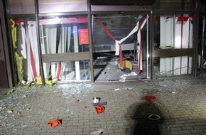 Kreispolizeibehörde Märkischer Kreis: POL-MK: Geldautomaten in Bösperde gesprengt