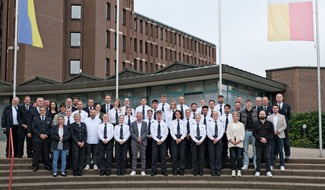 Kreispolizeibeh&ouml;rde Heinsberg: POL-HS: 33 neue Kolleginnen und Kollegen verst&auml;rken die Kreispolizeibeh&ouml;rde Heinsberg