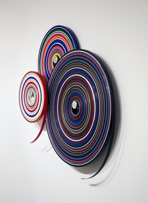 Mitten in die Farbe - Jürgens Paas zeigt &quot;Zielscheiben&quot;-Kunst am ARTIMA-Messestand