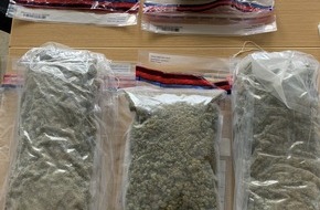 Polizeipräsidium Mittelhessen - Pressestelle Marburg-Biedenkopf: POL-MR: 3 Festnahmen - 3,7 Kilo Marihuana und 12.500 Euro Bargeld sichergestellt