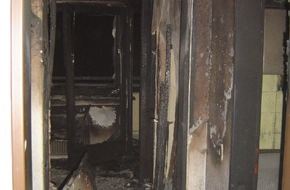 Feuerwehr Essen: FW-E: Wohnungsbrand forderte ein Menschenleben