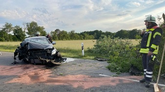 Freiwillige Feuerwehr Celle: FW Celle: Verkehrsunfall in Hustedt auf der K 26