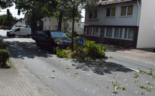 Kreispolizeibehörde Herford: POL-HF: Vorfahrt missachtet - Löhnerin wird bei Verkehrsunfall schwer verletzt