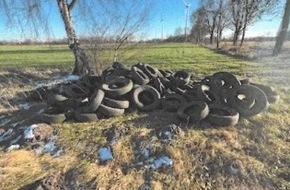 Polizeiinspektion Diepholz: POL-DH: --- Sulingen - Altreifen entsorgt (Fotos) ---
