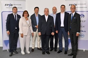 Financial Planning Standards Board Deutschland e.V.: Pressemeldung des FPSB Deutschland: „Prof. Dr. Rolf Tilmes führt den FPSB Deutschland für drei weitere Jahre an"
