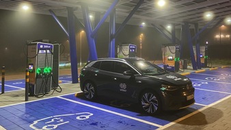 Five Monkeys Tech GmbH: Ladetarife f&uuml;r E-Autos im connect Test: Falsche Tarifwahl kostet bis zu 809 Euro mehr im Jahr