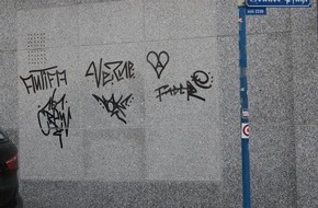 Kreispolizeibehörde Siegen-Wittgenstein: POL-SI: Mehrere Sachbeschädigungen durch Graffiti im Umfeld der Siegener Oberstadt - #polsiwi
