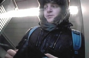 Polizei Düsseldorf: POL-D: Nach Diebstahl einer Geldbörse - Polizei fahndet mit Foto nach dem Täter