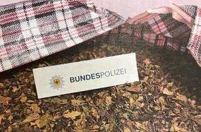 Bundespolizeidirektion Sankt Augustin: BPOL NRW: Kofferraum voll mit Droge Khat von Bundespolizei beschlagnahmt
