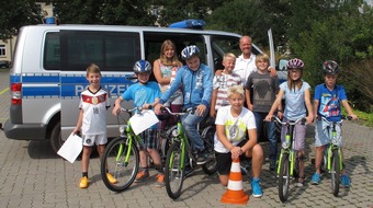 Polizeiinspektion Nienburg / Schaumburg: POL-NI: Ferienpasskinder bei der Polizei