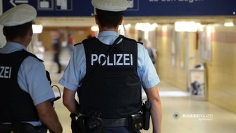 Bundespolizeidirektion München: Bundespolizeidirektion München: Gewaltdelikte an Bahnhöfen: U.a. Tätlicher Angriff auf Bundespolizisten und Handyfilmen von Einsatzmaßnahmen