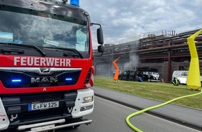 Feuerwehr Essen: FW-E: Foodtruck geht auf Zollverein in Flammen auf - eine Person verletzt