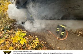 Feuerwehr München: FW-M: Rauchentwicklung sorgt für Verkehrsbehinderungen (Hadern)