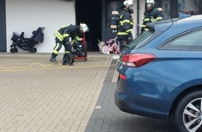 Feuerwehr Dortmund: FW-DO: 20.12.2022 - FEUER IN MENGEDE Wohnungsbrand in Mehrfamilienhaus