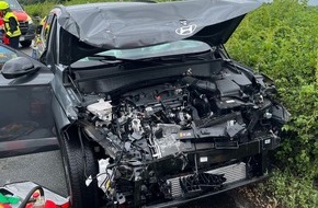 Polizei Bielefeld: POL-BI: Vom Beschleunigungsstreifen auf die linke Spur