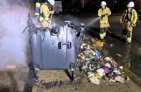 Polizei Mettmann: POL-ME: Müllcontainer abgebrannt: Polizei ermittelt - Monheim am Rhein - 2203027