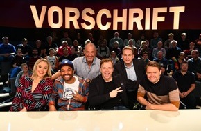 SAT.1: Einfach irre! Neue SAT.1-Comedyshow mit Frank Rosin nimmt Deutschlands absurdeste Behördenfälle unter die Lupe / "Vorschrift ist Vorschrift!" am Freitag um 22:55 Uhr