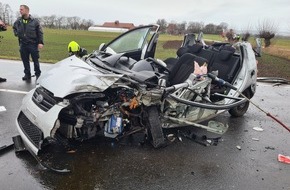 Polizeiinspektion Göttingen: POL-GÖ: (03/2023) Unfall auf der Landesstraße 564 in Höhe Gut Reinshof - 79-jährige Autofahrerin schwer verletzt. Radfahrer fertigte Videoaufnahmen von den Rettungsarbeiten