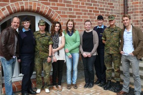 Marine - Pressemitteilung: GIRLS&#039; DAY bei der Marine