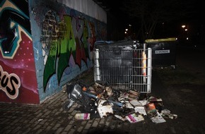 Polizei Coesfeld: POL-COE: Coesfeld, Schulzentrum/ Müllcontainer brennen