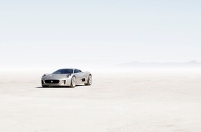 Jaguar Land Rover Deutschland GmbH - Presse Jaguar: Konzeptstudie Jaguar C-X75 Jaguar setzt Paris unter Hochspannung (mit Bild)