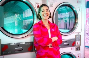BRAINPOOL TV GmbH: Neue NightWash-Moderatorin: Comedienne Luisa Charlotte Schulz übernimmt Deutschlands lustigsten Waschsalon