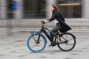 Pressemitteilung: Swapfiets E-Bikes jetzt auch in Karlsruhe. Fahrrad-Abo für E-Bikes im Testlauf